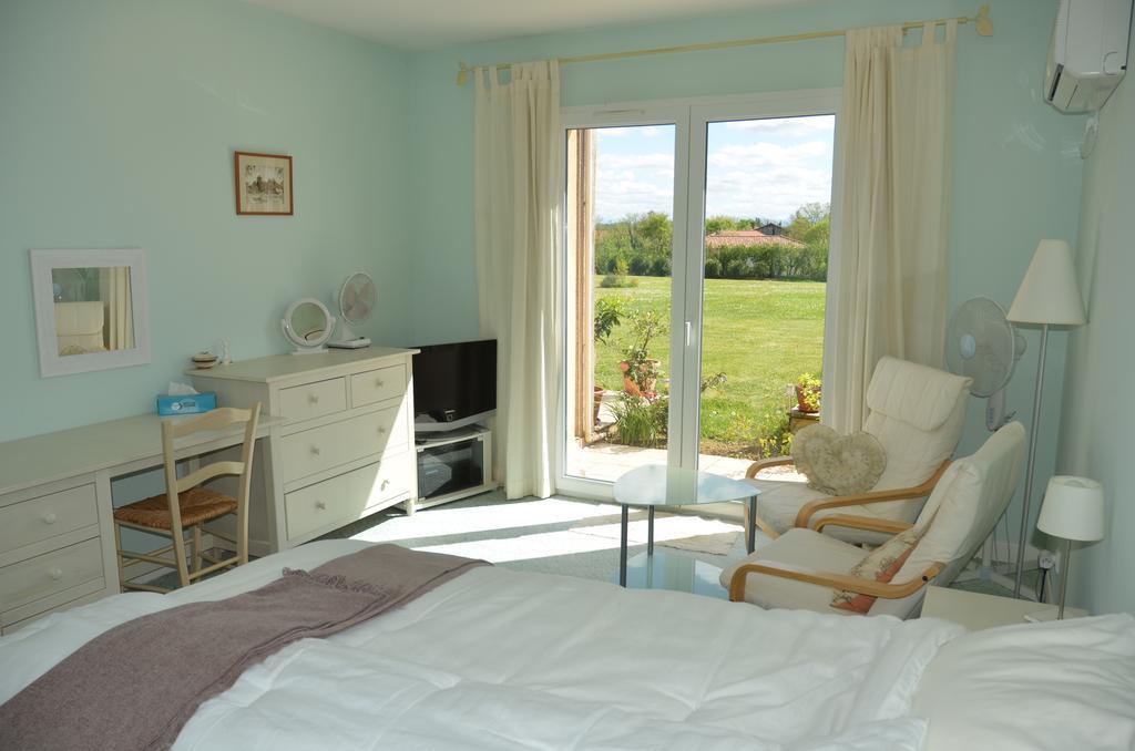 Bed and Breakfast La Batterie Lagarde-Hachan Exterior foto